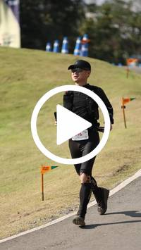 BIB:  <button type="button" onclick="openModal(27775883)" class="btn btn-primary btn-sm float-right" data-toggle="modal" data-target=".modal-high-quality">
                <i class="fa fa-download"></i> Download
                </button>